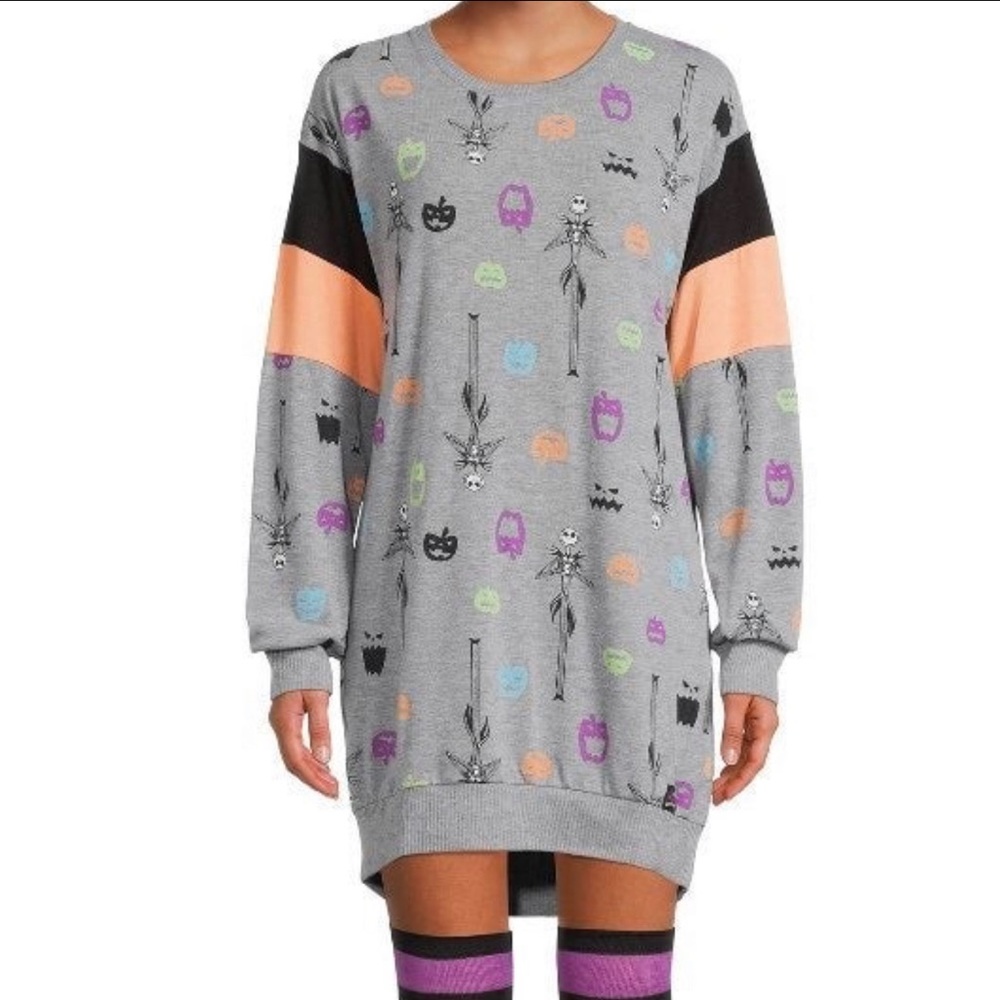 Nightmare before Christmas womens sleepshirt with socks